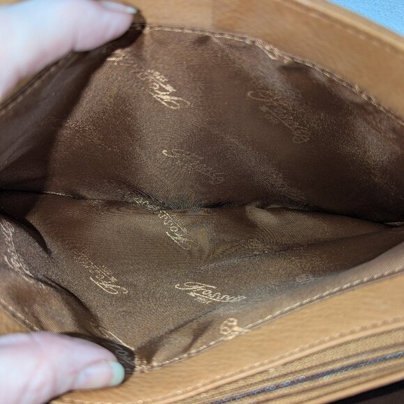 Fossil Y2K leather barrel shoulder bag with key! Clean and beautiful! - Picture 6 of 9